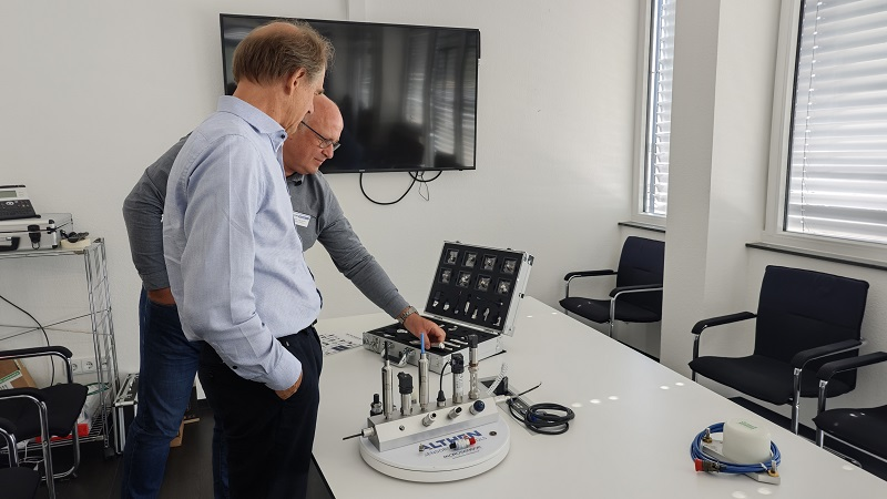 Product Communication.png Product Communication.png